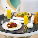 Radisson Collection Morina Hotel, Tirana Hotell Selitë e Vogël
