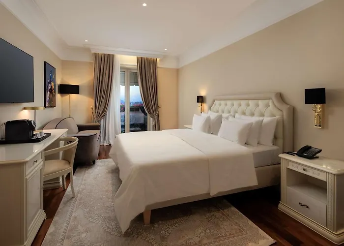 Radisson Collection Morina Hotel, Tirana Ξενοδοχείο Selitë e Vogël