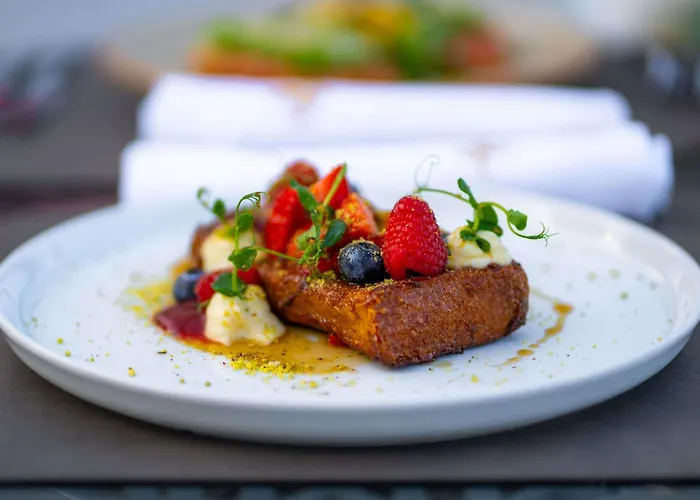 Radisson Collection Morina Hotel, Tirana Ξενοδοχείο 3*