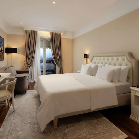 Radisson Collection Morina Hotel, 酒店 地拉那