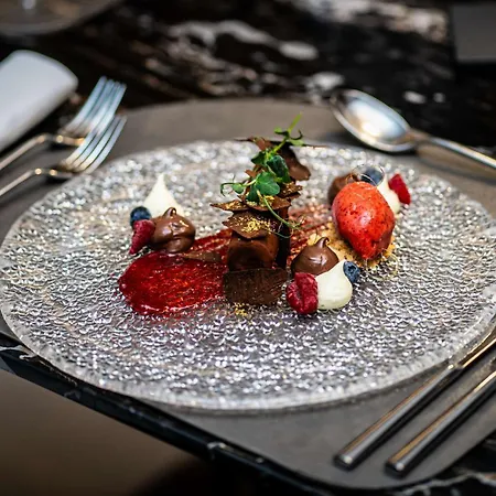 Radisson Collection Morina Hotel, 酒店