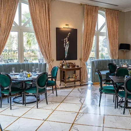 Radisson Collection Morina Hotel, Tirana 3* Selita e Vogel