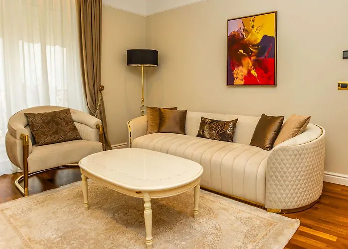 Radisson Collection Morina Hotel, Tirana מלון